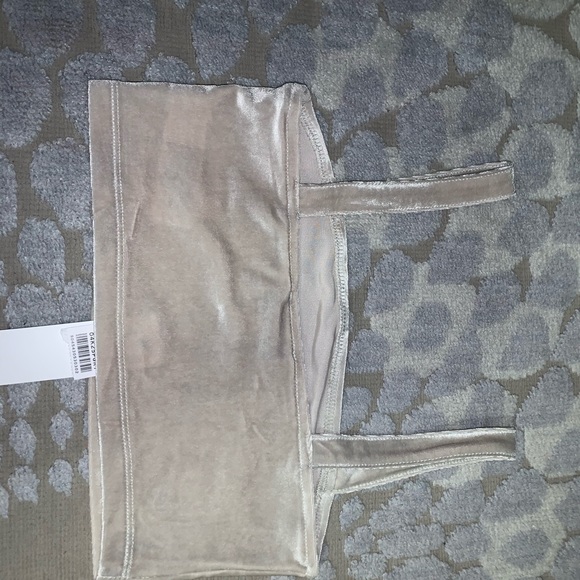 TOPSHOP CROP - Picture 2 of 2